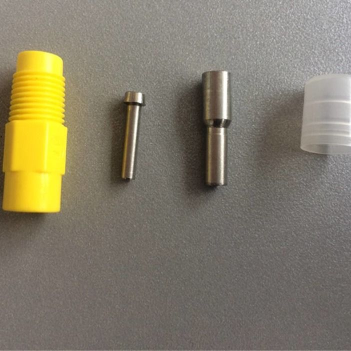 360 Degree Adjustable Good Sealing Performance Poultry Drinker Chicken Nipple Water Drinker For Layer