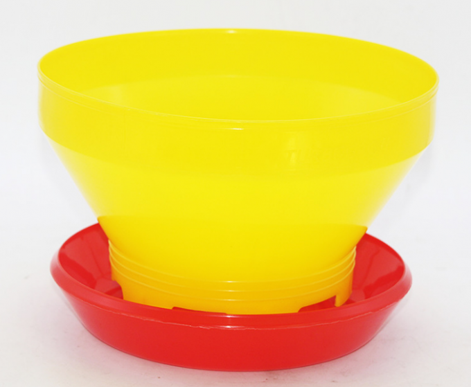 เครื่องป้อนและป้อนสัตว์ปีก PP สีขาว เครื่องป้อนและป้อนไก่อัตโนมัติ 3