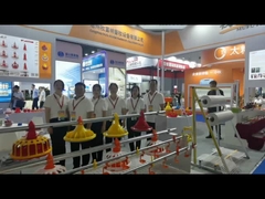 สายการให้อาหารไก่ 50-100 ไก่ต่อชั่วโมง ±2g ความแม่นยำสำหรับโภชนาการสัตว์ปีก